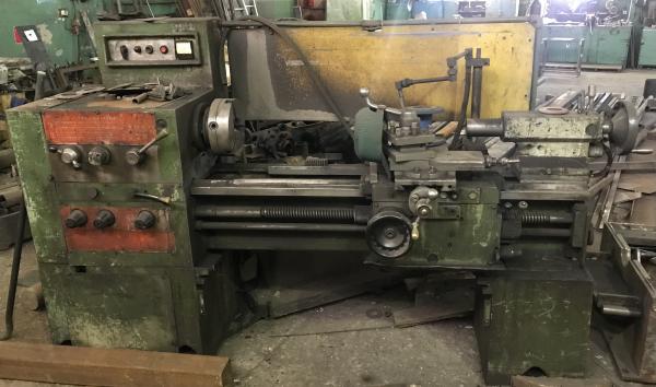 Продается 16Е20 - Станок токарно-винторезный